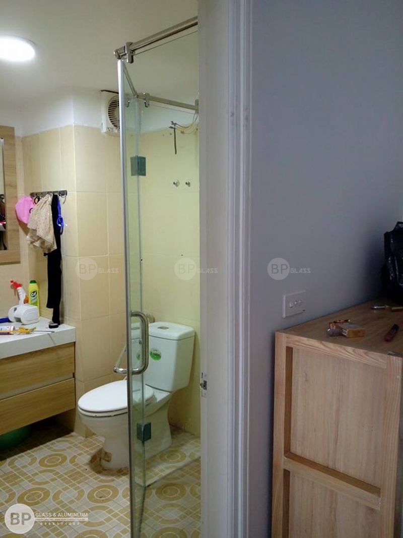 Thi công vách kính nhà tắm 368 Quang Trung Hà Đông